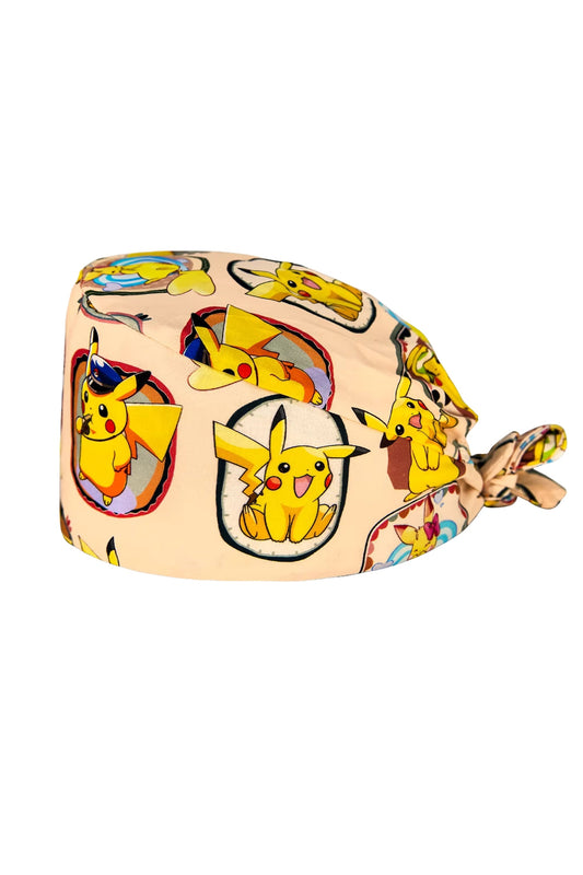 OP-Haube mit Stoffmustern – Gelb mit Pikachu-Motiv