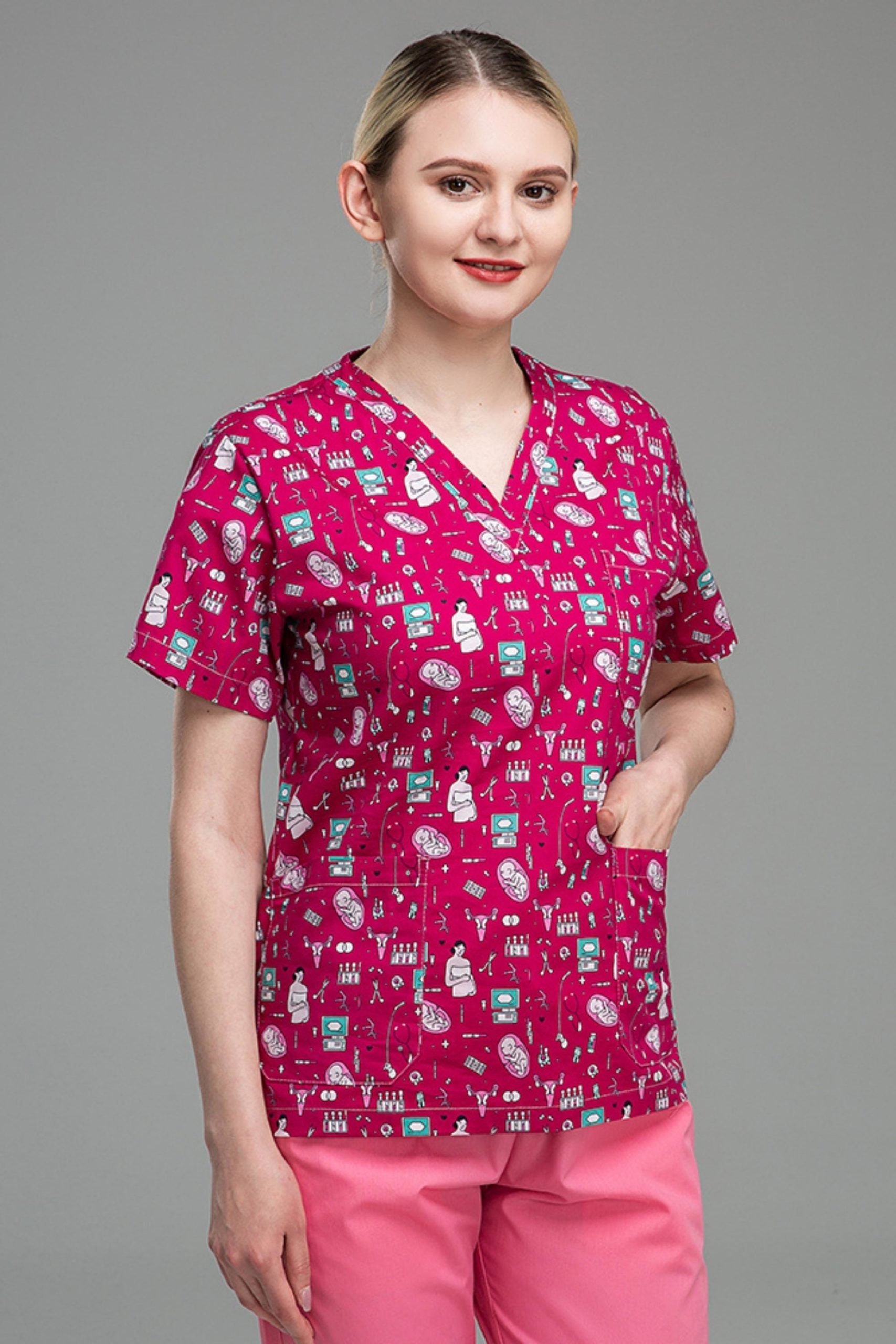 Blouse médicale imprimée - Rose motifs médicaux